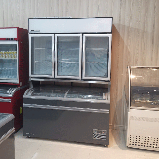 coolssmann-Deluxe-DualAir-Curtain-Multidecks-showroom-CJF12CD(1)